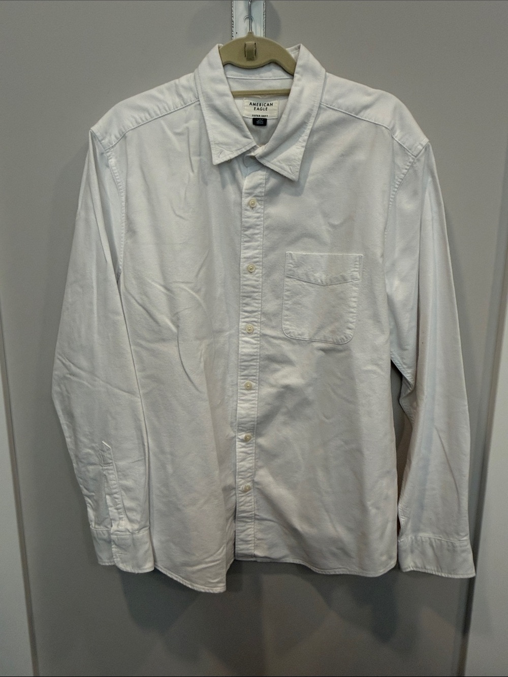 American Eagle Outfitters Men’s White Casual Button-Down Shirt